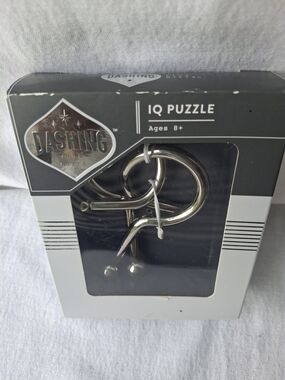 Dashing IQ Puzzle Metal Brain Teaser - Silver
